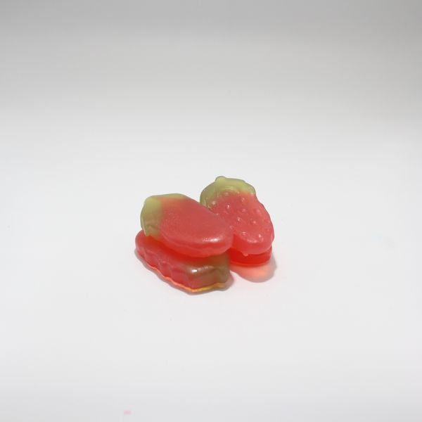 Haribo Giant Strawbs 200g